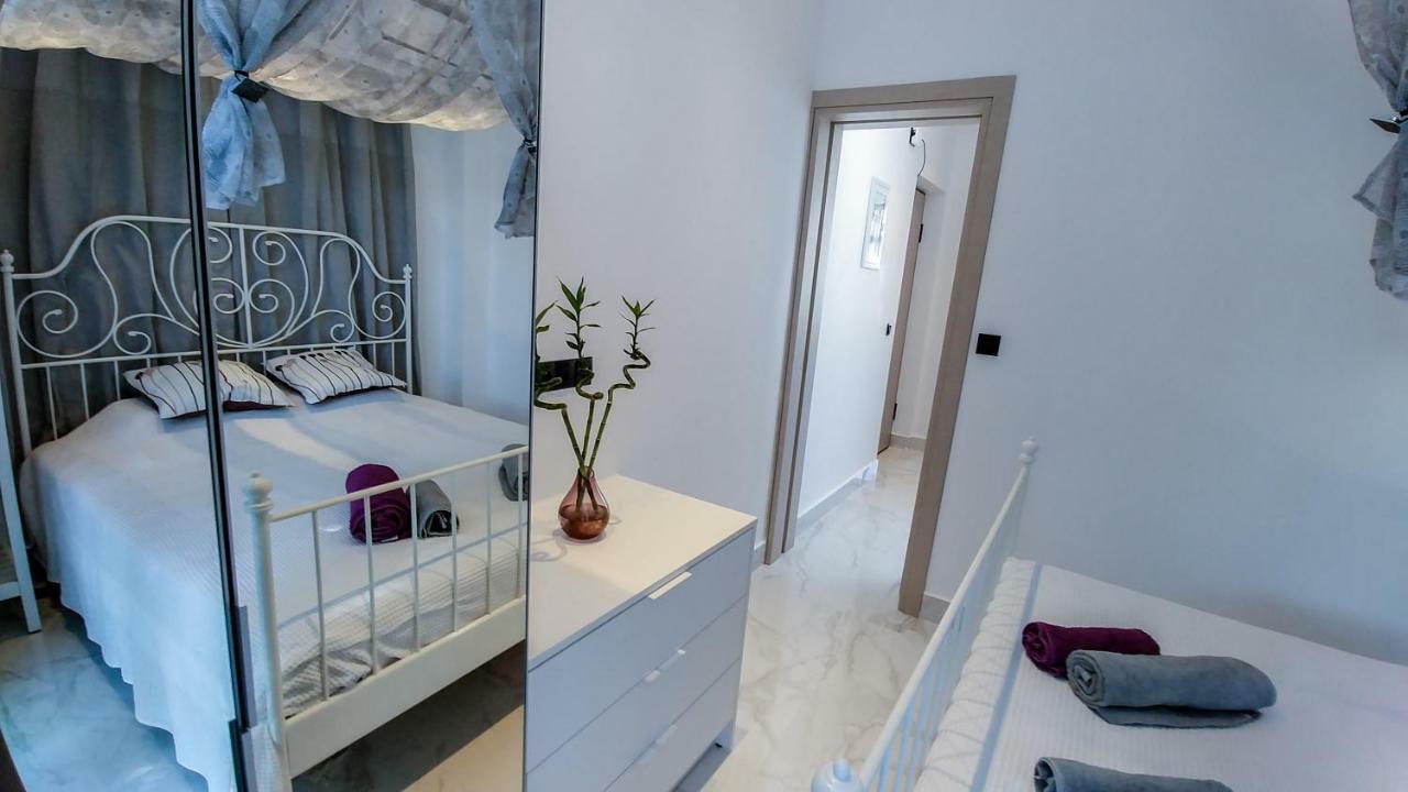 Opensky Lux Apartment Kallithea  Exterior photo