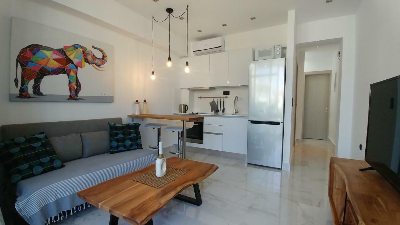 Opensky Lux Apartment Kallithea  Exterior photo